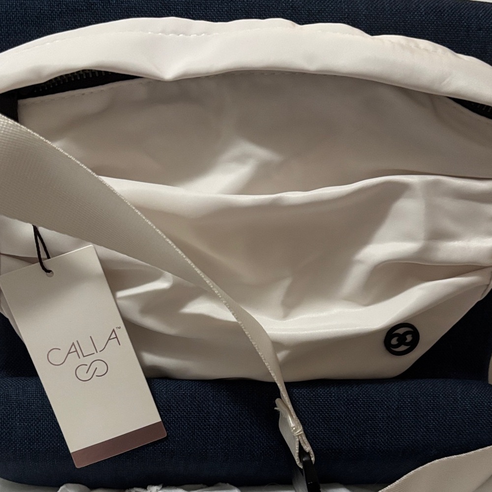 NWT CALIA Cream nylon Bag. A51